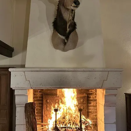 Le Chatenet 1689 Гостевой дом Брантом