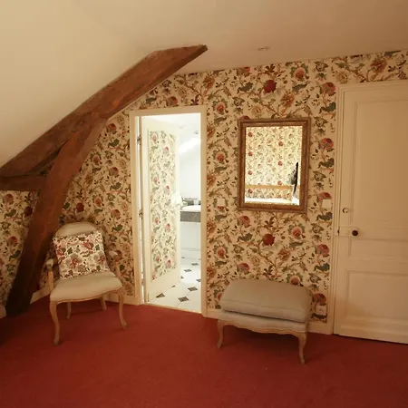 Le Chatenet 1689 3*