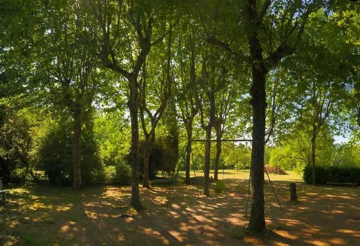 Le Chatenet 1689 Gasthuis