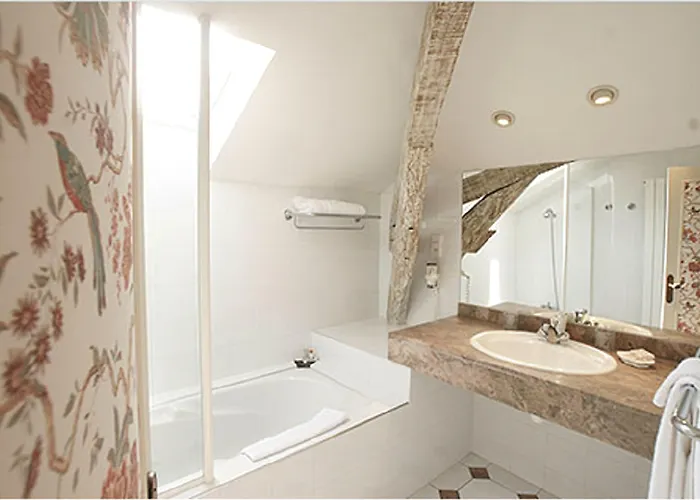 Le Chatenet 1689 Gasthuis